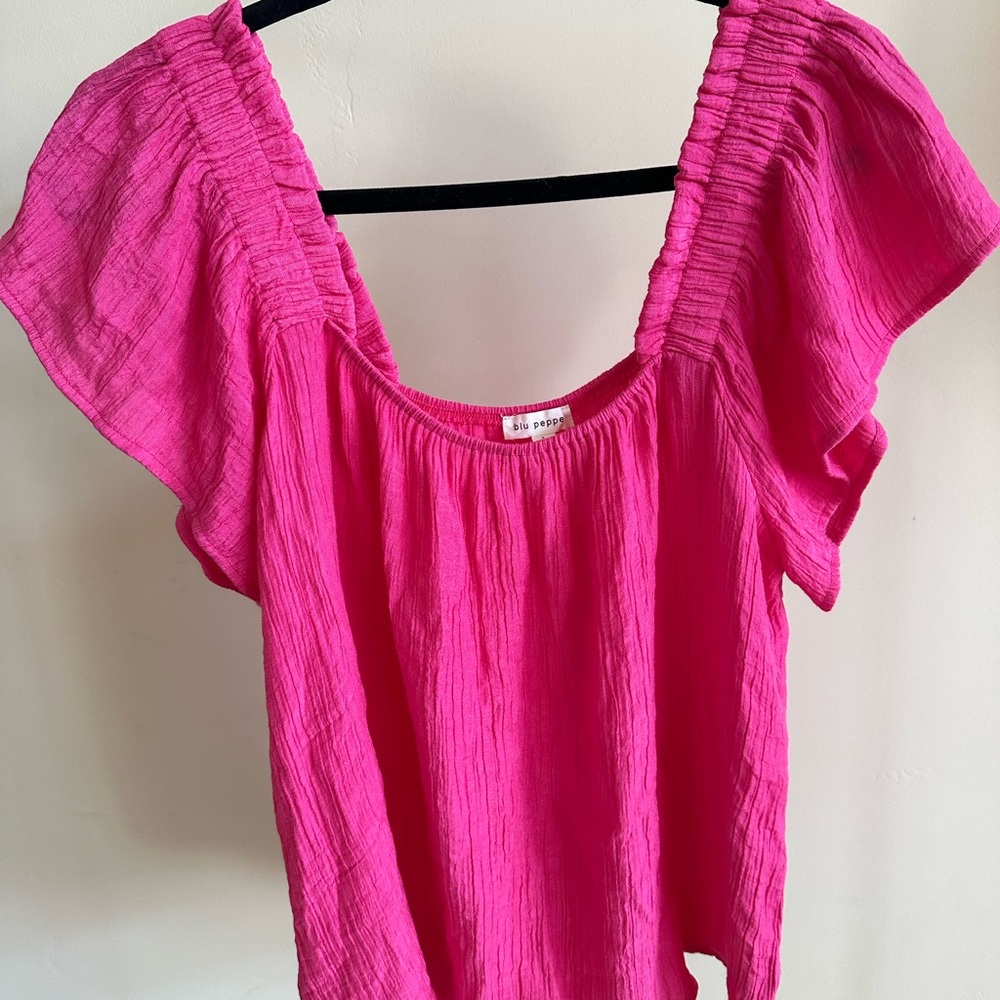 Women's Pink Top